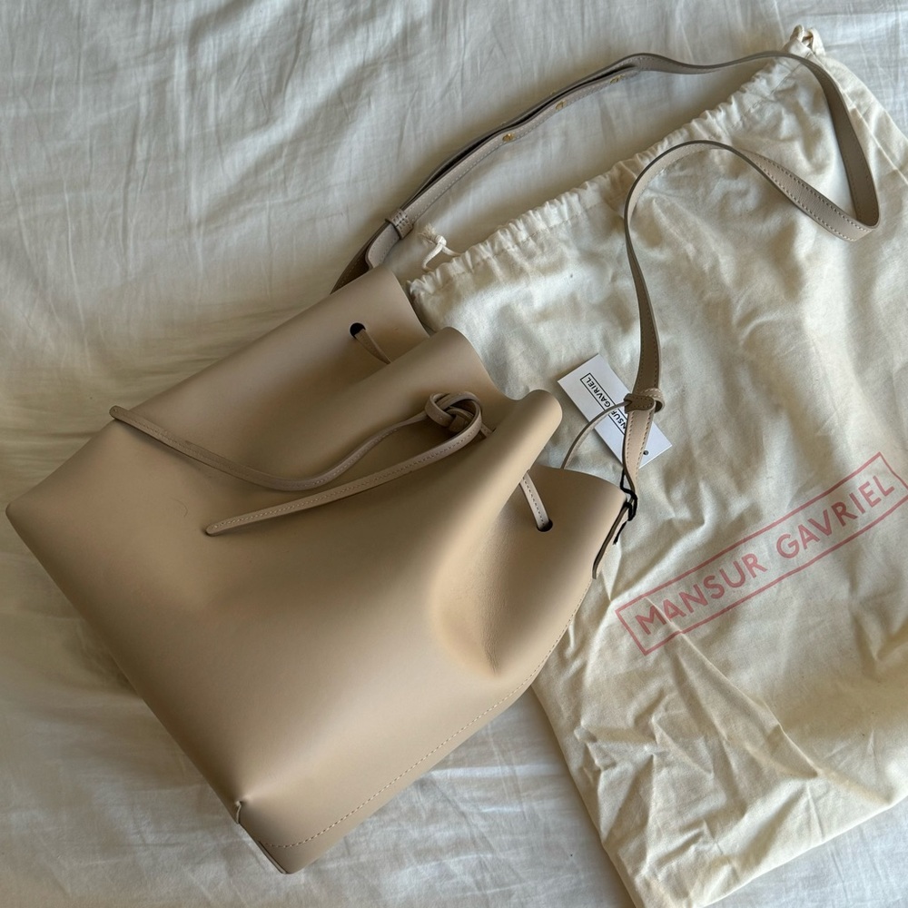 mansur gavriel  bucket bag